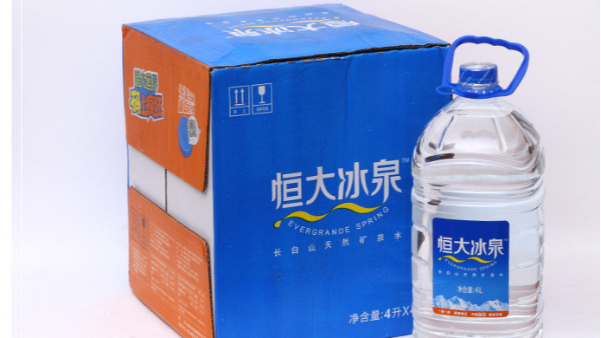 純凈水市場(chǎng)被各大廠壟斷，如何通過包裝設(shè)計(jì)搶奪市場(chǎng)？